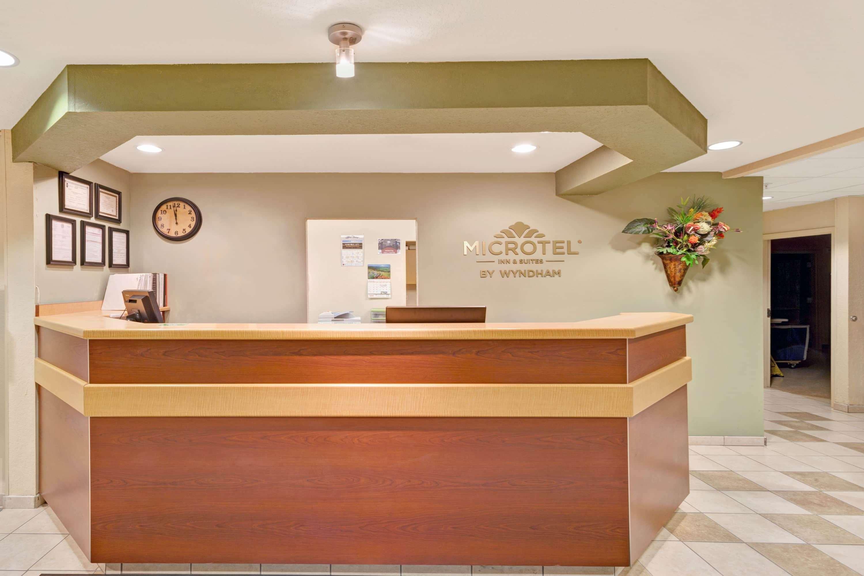 Microtel Inn & Suites By Wyndham Jasper Exterior foto